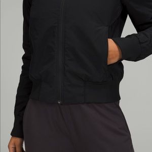 Lululemon athletica Non Stop Bomber Black Size 6